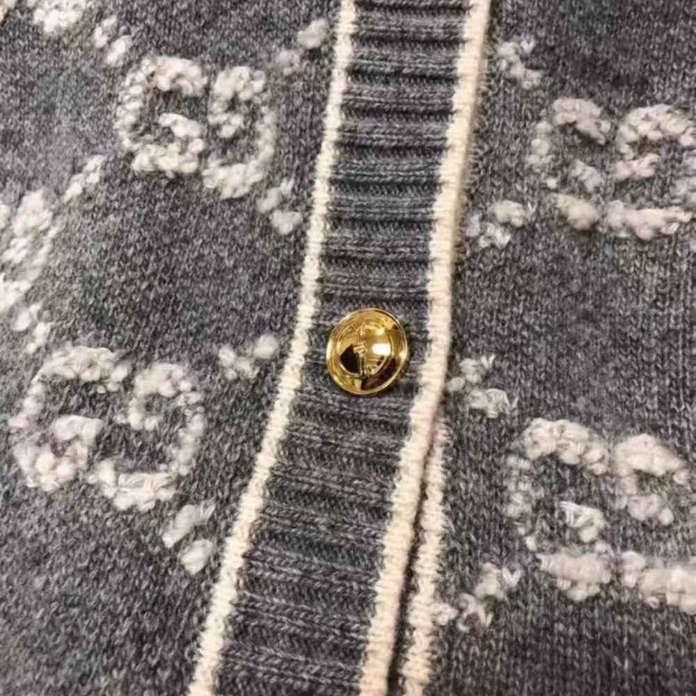 Gucci Gray And White Patterned Jacket - image 6